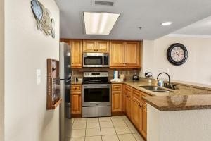 Vacation Time at Ocean Reef Resort by Wavecrest Beach Vacations