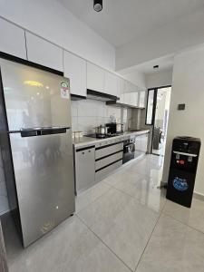 Westlands Sky-high Urban Escape near GTC AND SARIT