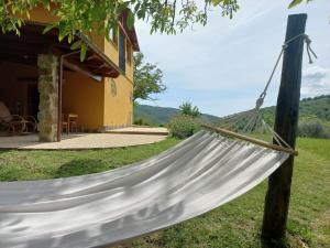Romantic stone farmhouse studios with private terrace in beautiful Tuscany