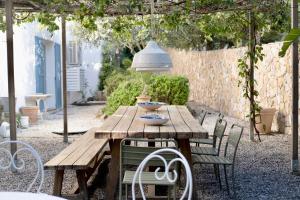 Domaine lOiseau Bleu, 800 m from the Beach in Sainte-Maxime