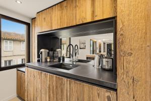 CASA JUNGLE ! Superb duplex apartment, Place des LICES !
