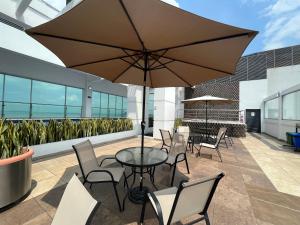 Large apartment in Puerto Santa Ana with parking