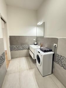 StarDust Padre Giuliani