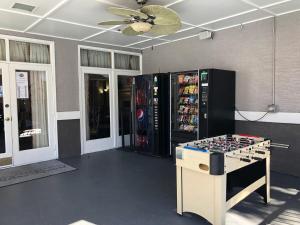 Cozy Condo Close to Disney