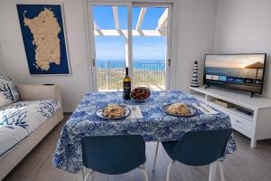 Costa Paradiso Sea View - 8 Guests