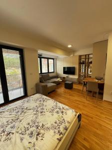 Sky apartment