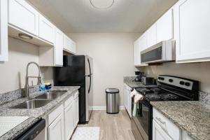 Cozy work & stay apartment in Birmingham