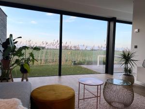 Villa between coast and historical cities