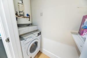 NEW 2BR | HG1 | By Bettys | Opposite Train Station