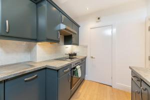 NEW 2BR | HG1 | By Bettys | Opposite Train Station