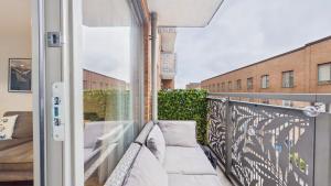 Modern apartment in East London