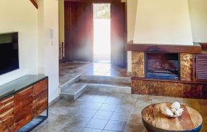 Amazing Home In Chiclana De La Fronter