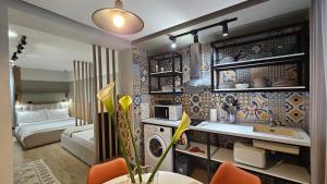 TAM Center Studio Apartment Next To Blloku No1