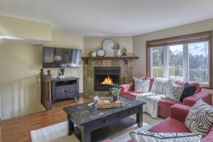 Tremblant Golfside Chalet | Top location