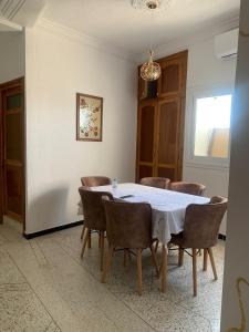 Elegant Downtown Apartment in Nakhil