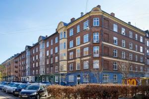 Spacious Flat With Balcony In Central Nørrebro