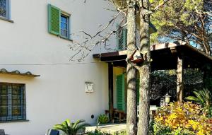4 Bedroom Pet Friendly Home In Larciano