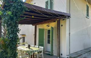 4 Bedroom Pet Friendly Home In Larciano