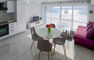 Lovely Apartment In Senj With House Sea View
