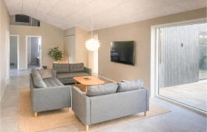 Amazing Home In Glesborg With Sauna