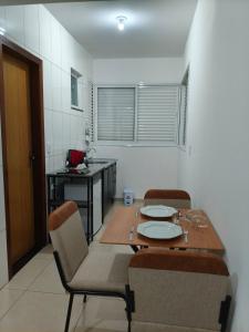 950 metros da UFV apartamento e ao lado da prefeitura