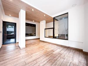 Iriondo Apart