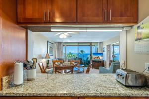 Kamaole Beach Royale #501 Panoramic Ocean View, Steps to Kamaole Beach #1