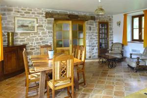 Apartment in Bénodet near Sandy Beaches