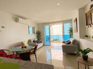 Apartamento con vista directa al mar en Reserva del Mar - Balcón, playa privada y piscinas tipo resort