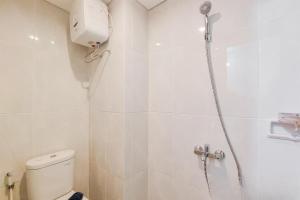 Luxury Studio at Serpong Garden Apartment By Travelio
