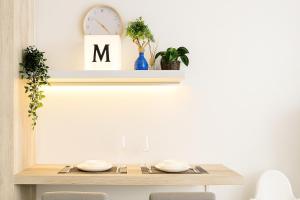 Seaview Seafront Duplex in Town with WiFi & Full Kitchen 66