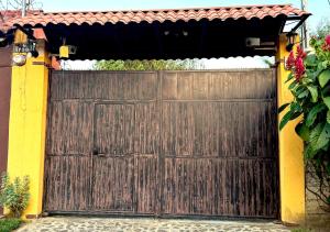 Alma Haven - Private Apartment with Free Parking