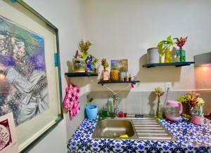 ROOM ONLY WOMEN n LGBTQ COMMUNITY