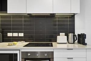 1BR Docklands with Walk to Marvel Stadium & Balcony