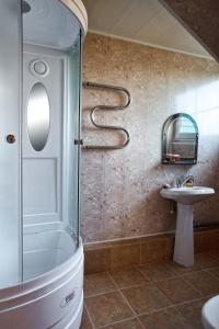 Suite room in Roza Vetrov