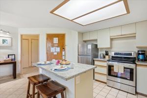 South Kihei 2BR 2BA Condo Steps from Kamaole Beach
