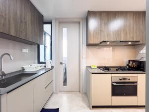 Luxury Condo Datum Jelatek Near KLCC,free Parking