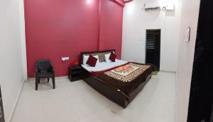 Sudersan Sadan guest house-750 metre away from ram mandir matgaid choraha tulsi udyan ayodhya