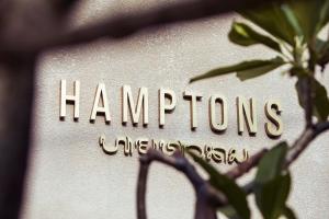 Stunning 3BR Pool Villa Hampton III in Pererenan