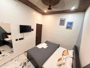 Yovibe Stays, Dorms & Rooms, Assi Ghat, Varanasi