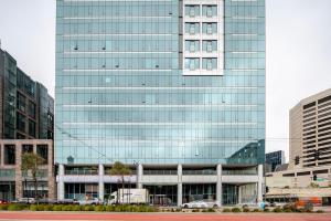 Soma 1br w pool yoga spa nr station bars SFO-1476