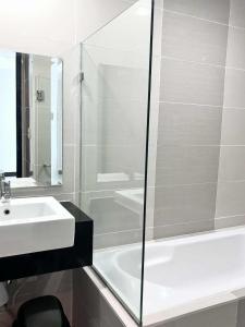 The Mactan Newtown 1Bedroom type with Balcony & Beach Access