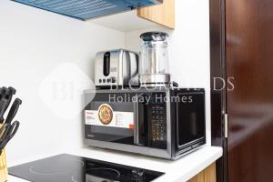 Fabulous Stu In Al Maryah