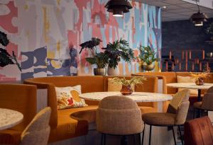 Haven Hotel Rotterdam, Curio Collection by Hilton