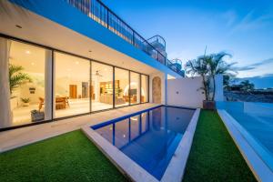 3BR Bingin Villa-Ocean View & Sunset Rooftop B3