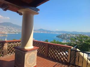 Las Playas house Awesome views, pool and comfort