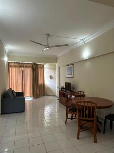 Golden Straits Villas Beach Resort - Nomad Homestay