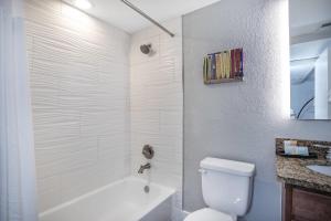 Coconut Palms Beach Resort II, an Ascend Collection Hotel