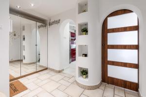 Lumina cozy 3-room apart near the city center