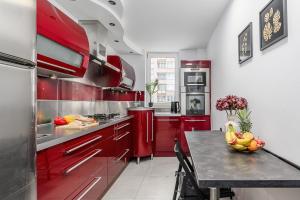 Lumina cozy 3-room apart near the city center